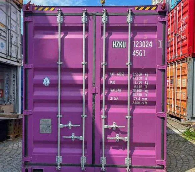 Contenedor marítimo High Cube (HC) 40 pies usado — logística e industria