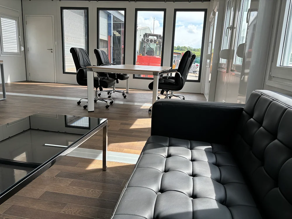 Oficina modular portátil — 4 módulos de 6x9,72 m